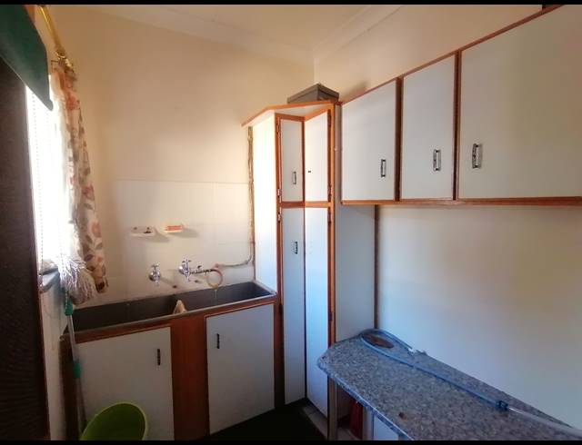 3 BEDROOM FREESTANDING SOLD IN STILFONTEIN EXT 4